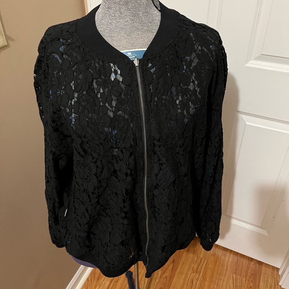 Herberger’s brand reversible Jacket. Lightweight Black lace & turquoise flowers